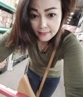 Dating Woman Thailand to Si Mueang Mai District : Khem, 44 years